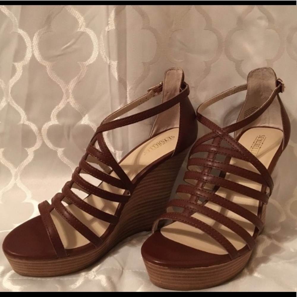Seychelles brown wedges